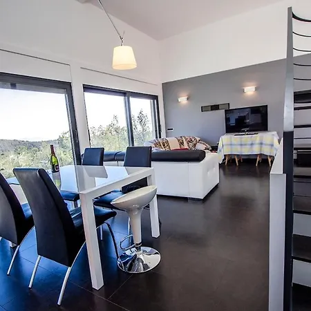 Catalunya Casas Modern Hilltop Haven With Private Pool 7km To Villa Castellet